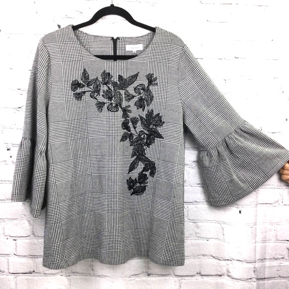 Calvin Klein Tweed 3/4 Bell Sleeve Embroidered Floral Round Neck Zippered Top L - Picture 4 of 12